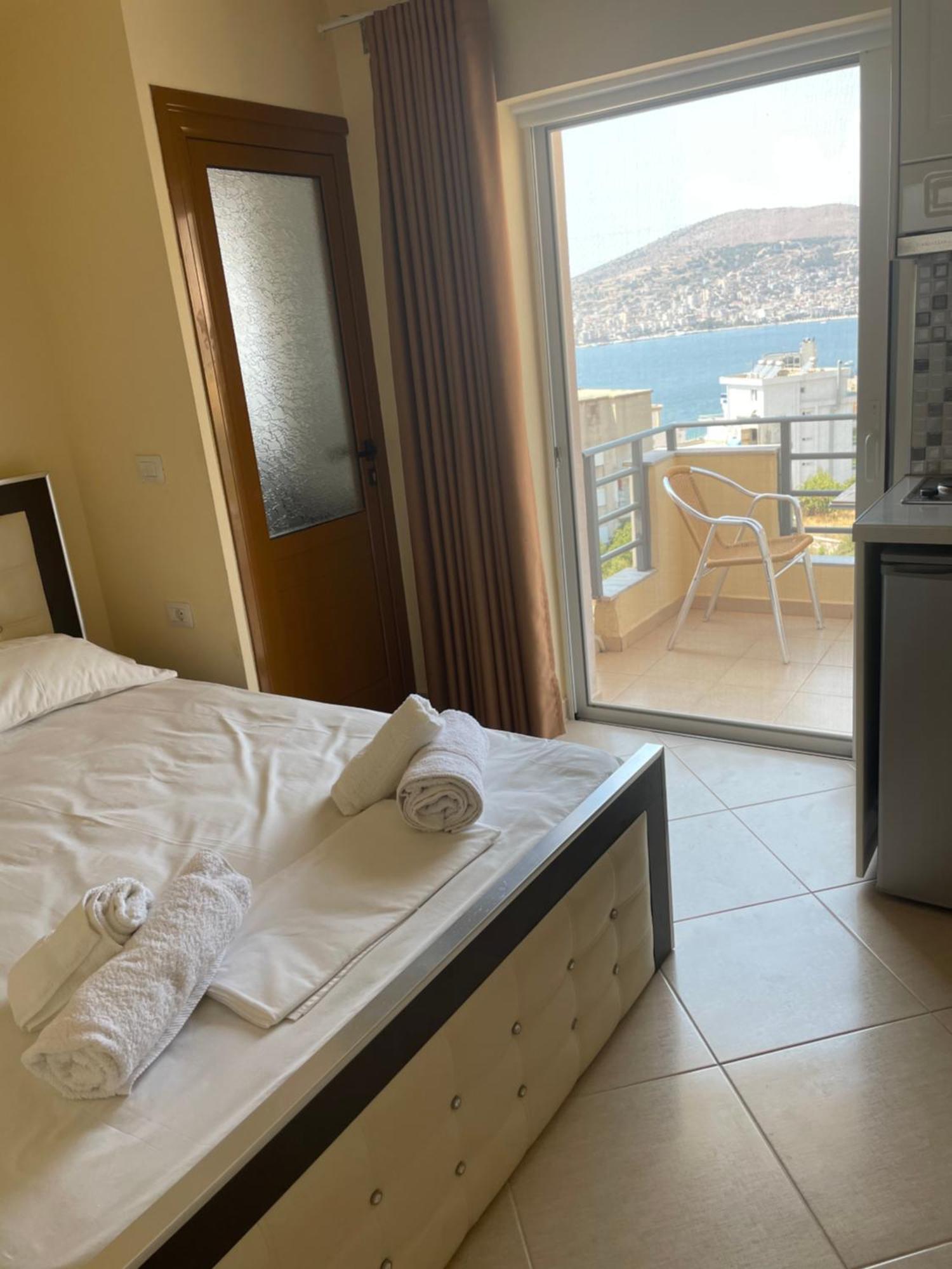 Honey Studios Sarandë Exterior foto
